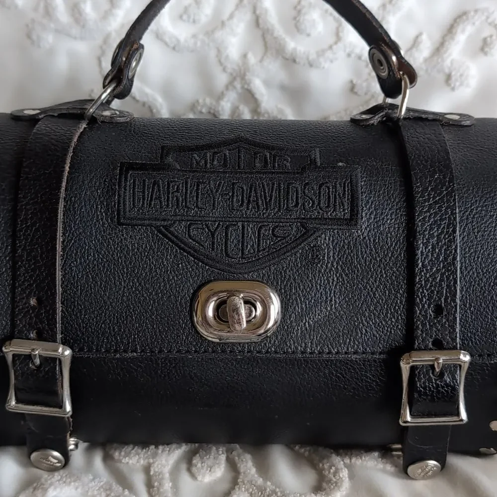 Vintage Harley-Davidson ♠️Black  Leather Silver Studded Biker Barrel Bag